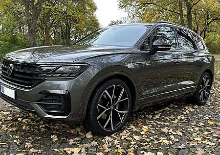 VW Touareg Volkswagen 3.0 V6 TDI 4Motion DPF Aut. R-Line