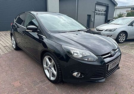 Ford Focus 1,6*1.Hand*Scheckheft*Klima*Parkhilfe*