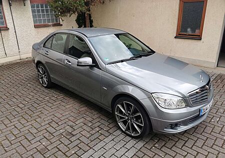 Mercedes-Benz C 180 Kompressor BlueEFFICIENCY Elegance