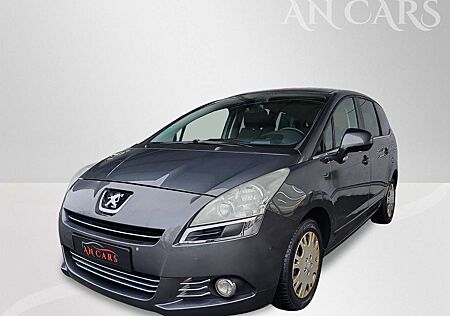 Peugeot 5008 7Sitze Navi Head-up PDC Panorama Video TUV 11.2026