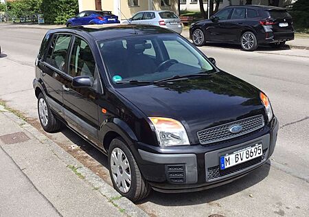 Ford Fusion 1.4 +
