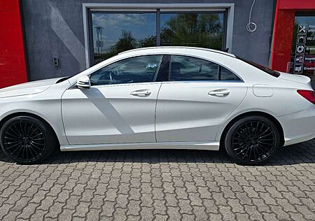 Mercedes-Benz CLA 200 Mercedes Benz 200 CLA -Klasse*Sitzh*Navi