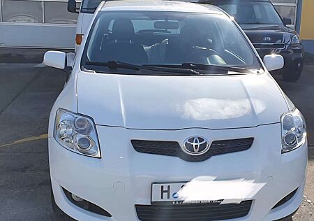 Toyota Auris 1.4 VVT-i