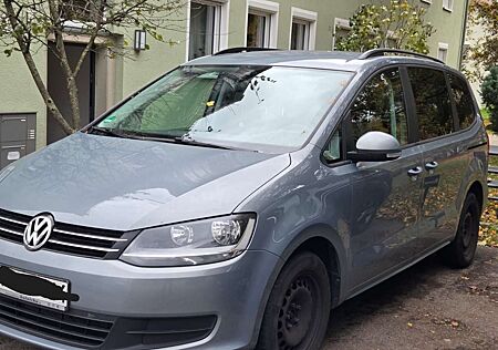 VW Sharan Volkswagen 2.0 TDI DSG BlueMotion Technology Trendline