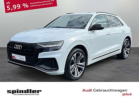 Audi Q8 S-Line 55 TFSIe / HUD, Pano, Navi, Kamera