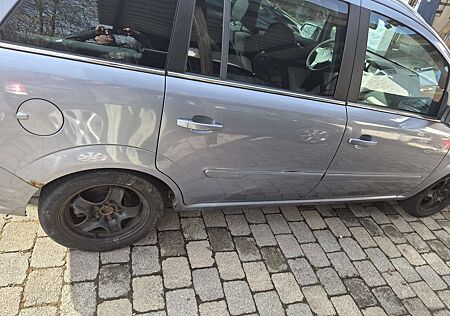 Opel Zafira 1.8