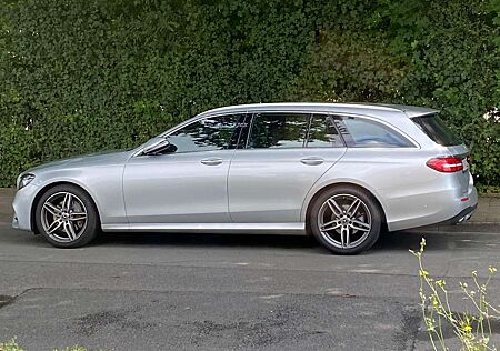 Mercedes-Benz E 300 E-Klasse T-Modell Diesel d T 9G-TRONIC AMG Line