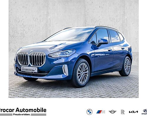 BMW 220 i Luxury Line AHK Pano Komfortz. H/K
