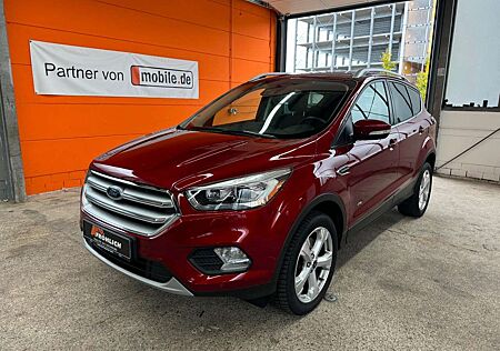 Ford Kuga 4x4 Titanium Automatik Navi Keyless Kamera