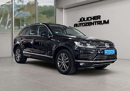 VW Touareg Volkswagen V6 TDI Terrain Tech 4Motion R-Line