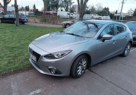 Mazda 3 SKYACTIV-D 150 Automatik Sports-Line