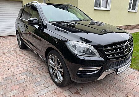 Mercedes-Benz ML 350 CDI BlueTEC-LEDER-PANORAMA-GARANTIE