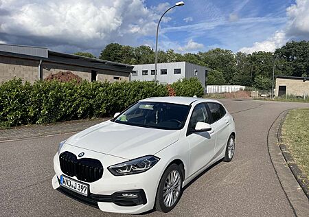 BMW 118i 118 Advantage F40 *2.Hand* *HU2027* *LED* *SHZ*