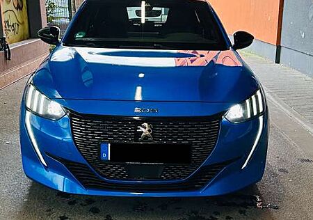 Peugeot 208 PureTech 130 GT-Line *1.Hand*Check-Heft*Neu-TÜV*