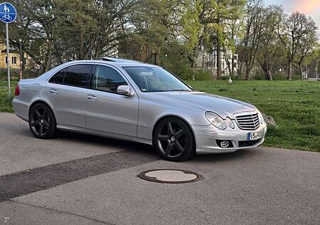 Mercedes-Benz E 500 4Matic Automatik Elegance LPG AMG