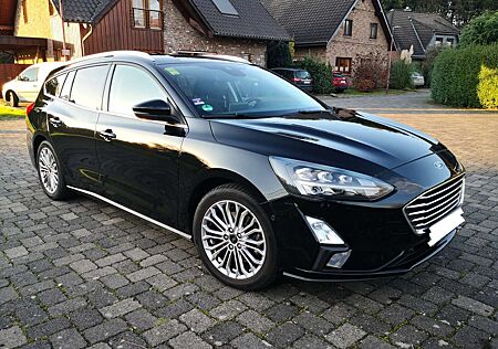 Ford Focus Turnier Titanium 1.5 EcoBoost Aut/Navi/LED/ACC/RFK