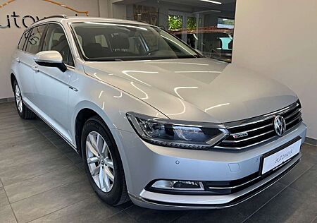 VW Passat Volkswagen Variant 2.0 TDI Comfort. 4Motion*LED/AHK*