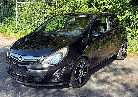Opel Corsa 1.4 16V Color Edition