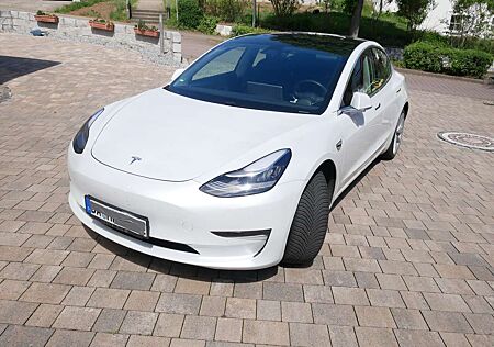 Tesla Model 3 Allradantrieb Dual Motor Performance