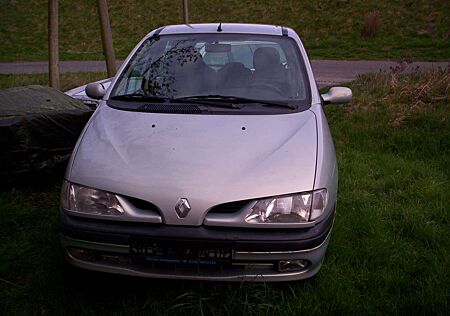Renault Scenic 1.6 16V