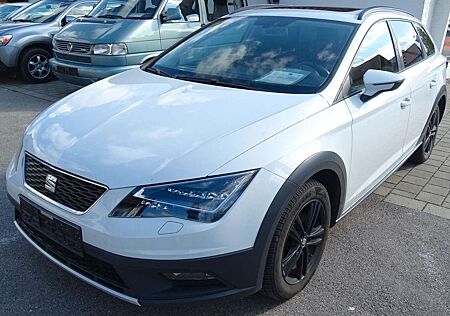 Seat Leon FR X-perience Pano Navi AHK DSG LED