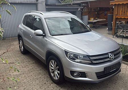 VW Tiguan Volkswagen Lounge Sport & Style BMT