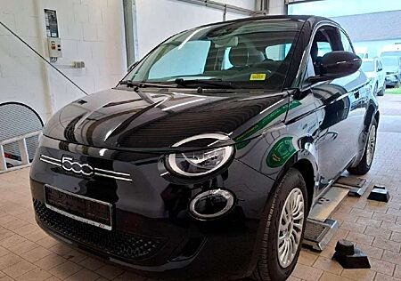 Fiat 500E Cabrio 118PS 42kWh Navi - Klimaautomatik