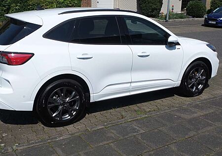 Ford Kuga +2.5+Duratec+FHEV+ST-LINE