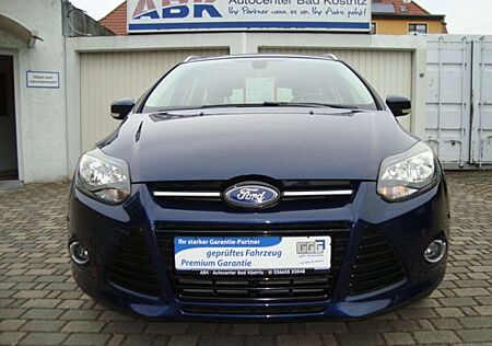 Ford Focus Turnier 1.6 EcoBoost Titanium 150PS/PDC/SHZ/Tempo.