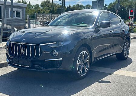 Maserati Levante GRANLUSSO Q4*SERVICE BEI *