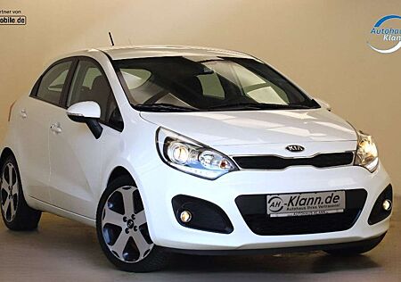 Kia Rio 1.2 86PS Spirit Keyless AHK SHZ PDC