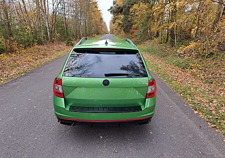 Skoda Octavia Combi 2.0 TSI (Green tec) DSG RS