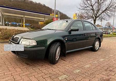 Skoda Octavia 2.0 Elegance Fahrbereit in einem guten Zustand