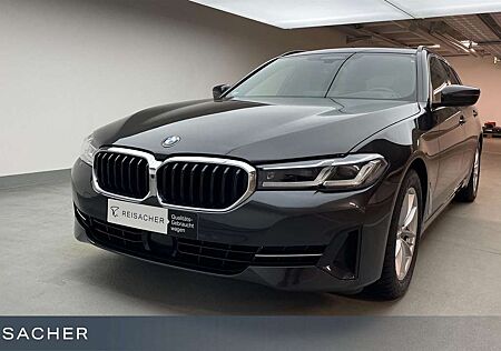 BMW 530 d A xDriveTou LCProf,Pano,AHK,DAProf,HUD,PA+