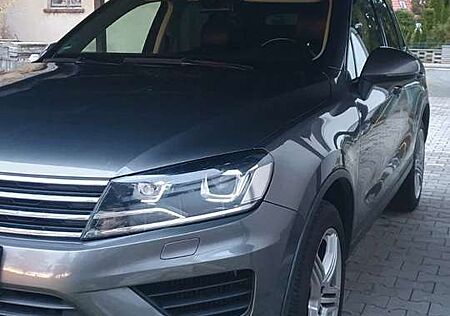 VW Touareg Volkswagen V6 TDI BMT/Start-Stopp Terrain Tech 4Mot