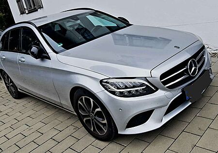 Mercedes-Benz C 180 d T Avantgarde