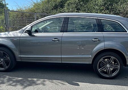 Audi Q7 3.0 TFSI quattro tiptronic