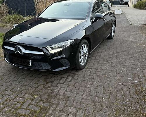 Mercedes-Benz A 200 d