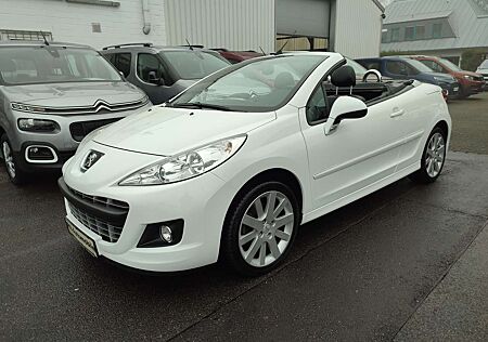 Peugeot 207 CC Klimaaut./PDC/Alu/Sitzhzg/Leder