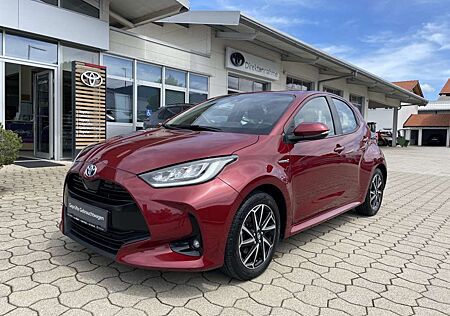 Toyota Yaris Hybrid 1.5 VVT-i Team Deutschland *TOP*