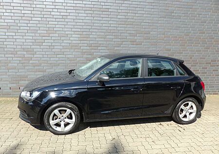 Audi A1 Sportback Navi/Klima/PDC/Sitzheiz/Bluetooth