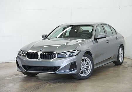 BMW 320 i Park.-Ass.Plus, Head-Up, RFK, Komfzg., Sportlenk