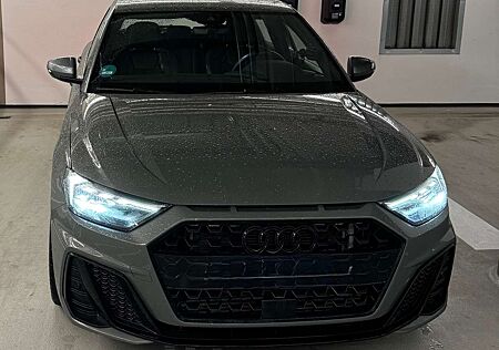 Audi A1 40 TFSI Sportback S tronic S line