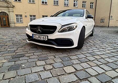 Mercedes-Benz C 63 AMG S Speedshift 7G-MCT
