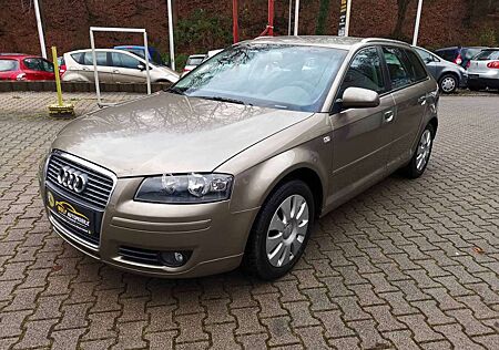 Audi A3 1.6 Attraction 2 Hand Klima Preis inkl Neu Tüv