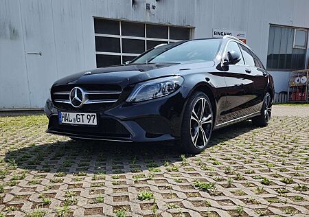 Mercedes-Benz C 200 T d Pano AHK MultibeamLED