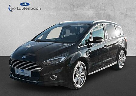 Ford S-Max Titanium