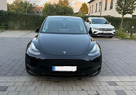 Tesla Model Y Performance Dual Motor AWD FSD