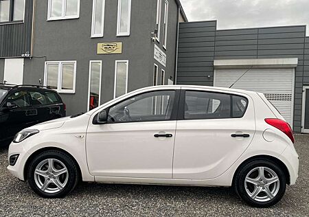 Hyundai i20 FIFA World Edition*2.Hand*Tüv10/26*Scheckheft