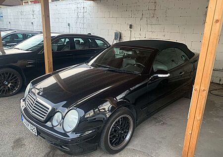 Mercedes-Benz CLK 320 CLK Cabrio 320 Elegance